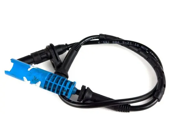 BMW 5 E60 E61 ABS brake wheel speed sensor 6908705