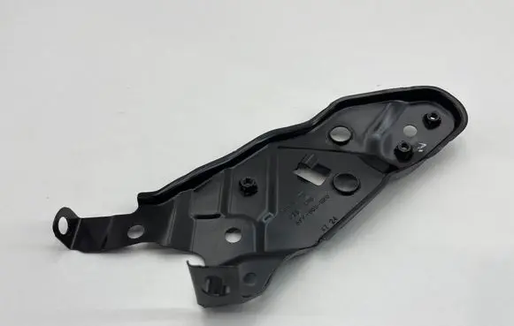 Cupra Formentor Headlight/headlamp mounting bracket 5FF806929