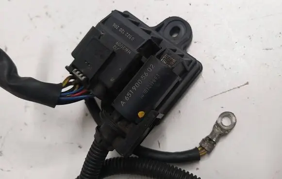 Mercedes-Benz GLA W156 Glow plug pre-heat relay A6519005602
