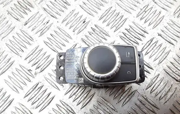Mercedes-Benz A W176 Multifunctional control switch/knob 