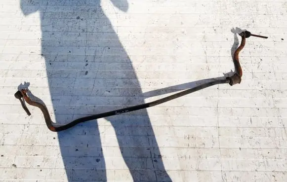 Mitsubishi Galant Front anti-roll bar/sway bar