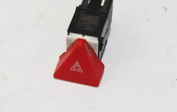 Volkswagen Caddy Hazard light switch 1T0953509