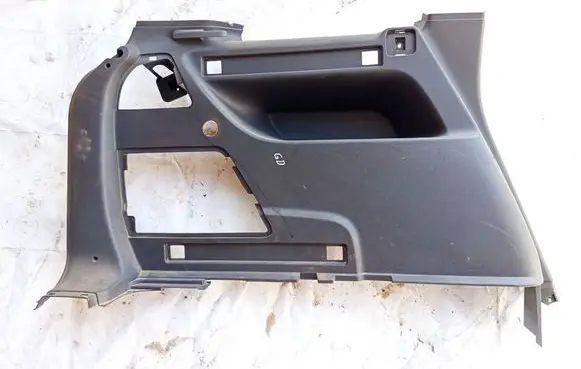 Opel Zafira B Other trunk/boot trim element 13131323