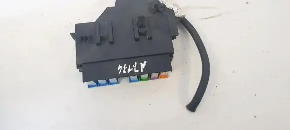 Opel Zafira A Fuse box set 9685661 968566-1