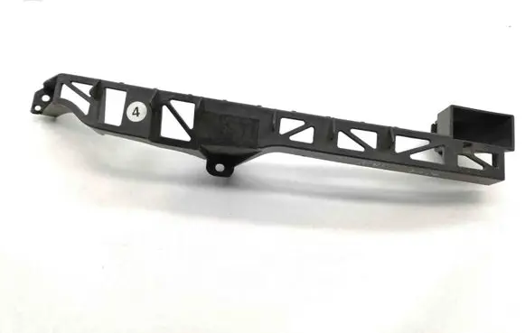 Headlight/headlamp mounting bracket
