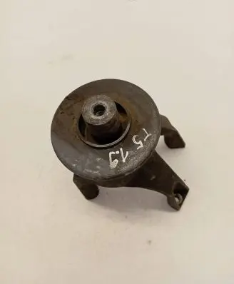 Volkswagen Transporter - Caravelle T5 Engine mount bracket 7H0199849AT