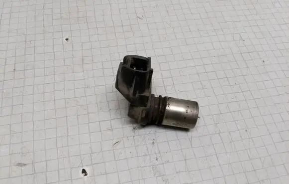 Volvo S60 Crankshaft position sensor 8627355