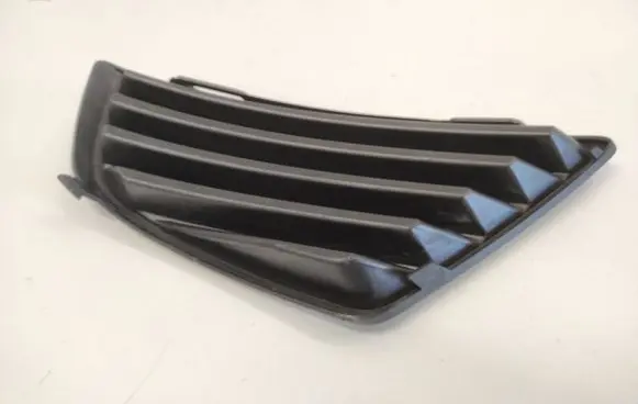 Ford Mondeo Mk III Front bumper lower grill 3S7117A990AD