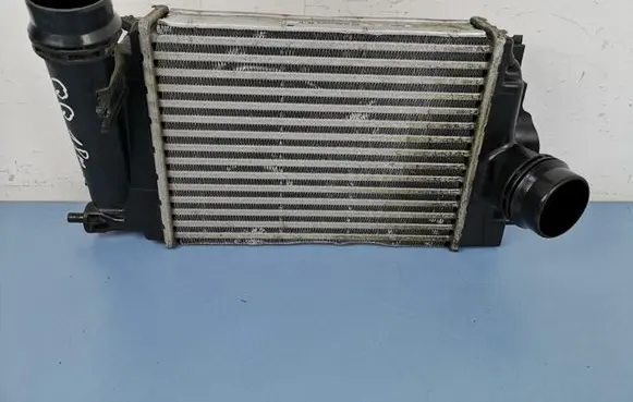 Nissan Qashqai Intercooler radiator 144614EJ1A 144614U101