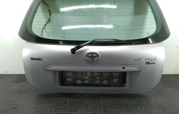 Toyota Corolla E120 E130 Tailgate/trunk/boot lid 