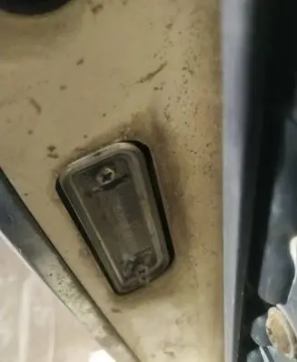 Mercedes-Benz E W211 Number plate light