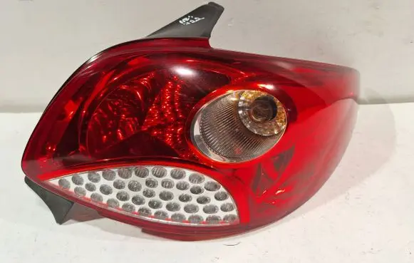 Peugeot 206+ Rear/tail lights 9685618180