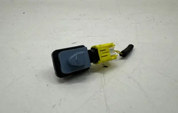 Toyota RAV 4 (XA50) Airbag deployment crash/impact sensor 8983A52011