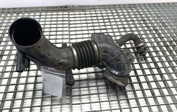 BMW 3 F30 F35 F31 Intercooler hose/pipe 8573994
