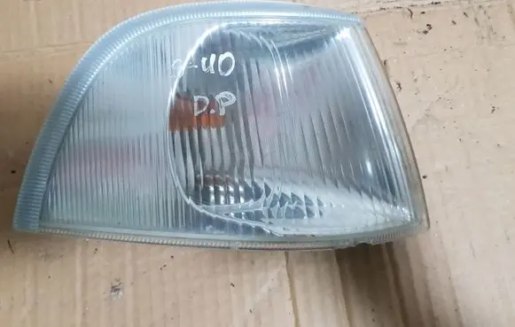 Volvo S40, V40 Front indicator light