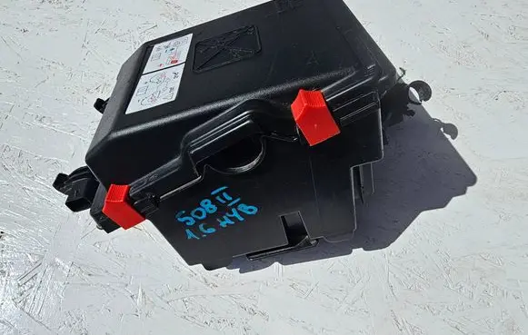 Peugeot 508 II Fuse box set 9678633380