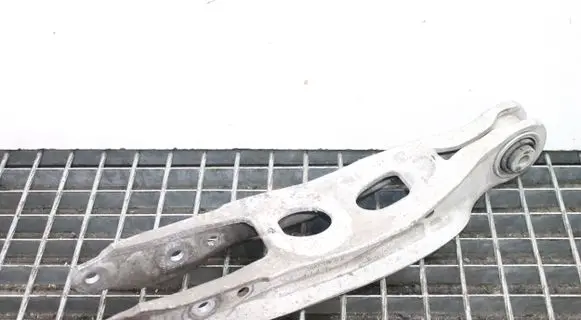 Audi A4 S4 B9 8W Rear upper control arm/wishbone 8W0505311E