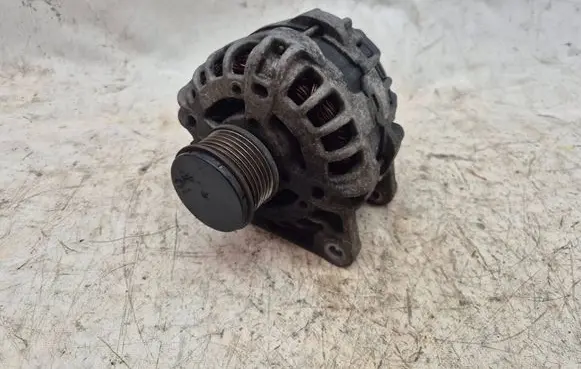 Dacia Lodgy Generator/alternator 231002949R F000BL0719