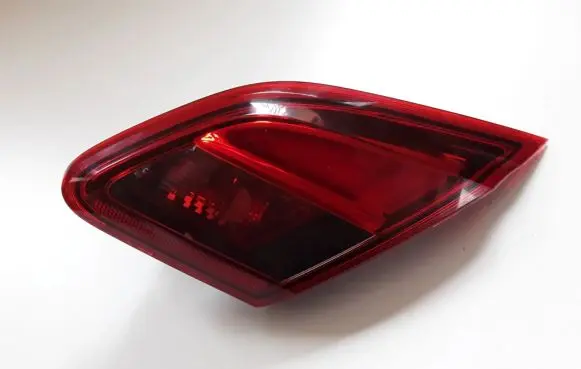 Opel Corsa E Tailgate rear/tail lights 39012626