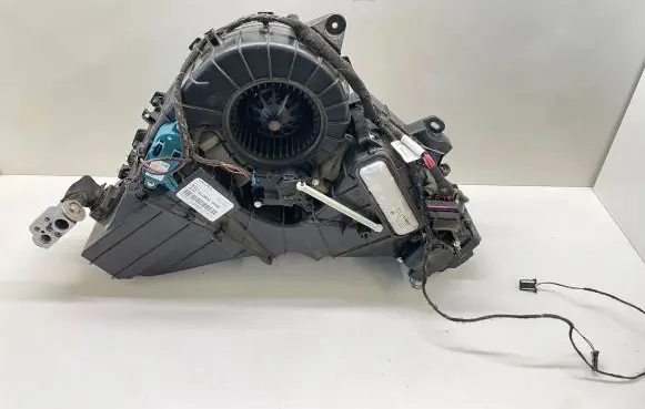 Audi Q7 4L Interior heater climate box assembly 4L0820004C