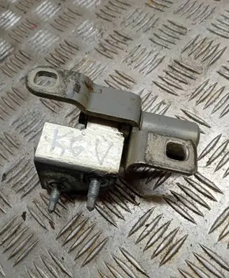 Rear door upper hinge