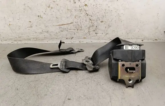 BMW 3 E46 Front seatbelt 5693DJ9702 9207955