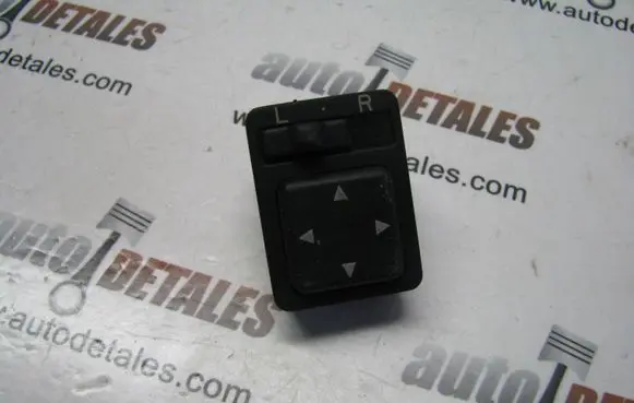 Toyota Avensis T220 Wing mirror switch 8487005020