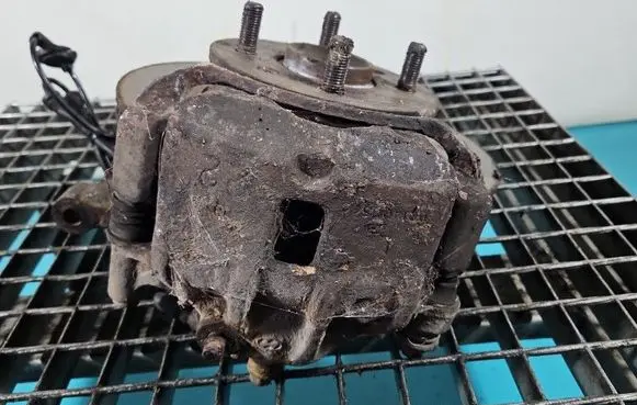 Hyundai Getz Front brake caliper IMPRK1568765