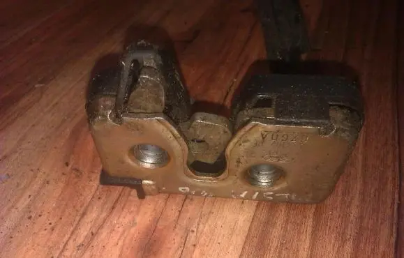 Ford Fiesta Front door lock 2s61a43102be
