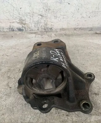 Hyundai Santa Fe Engine mount bracket