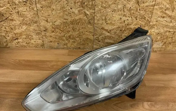 Ford C-MAX II Headlight/headlamp AM5113W030AE 89502246 895022462E9