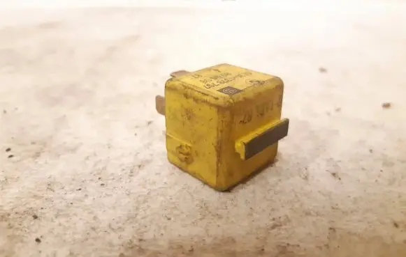 BMW 7 E32 Other relay 61311378797 899508