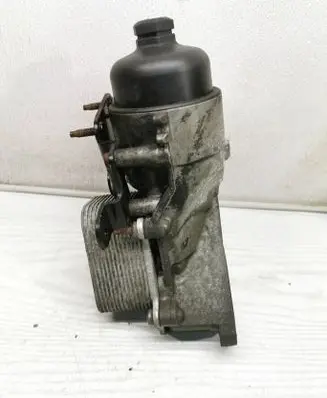 Volvo C30 Oil filter mounting bracket 320003