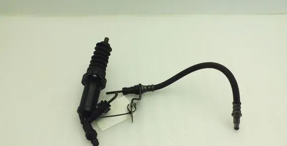 BMW 1 F20 F21 Clutch master cylinder 6795711 21526795711