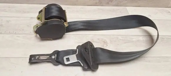 Fiat Ulysse Third row seat belt 040145 E2040145