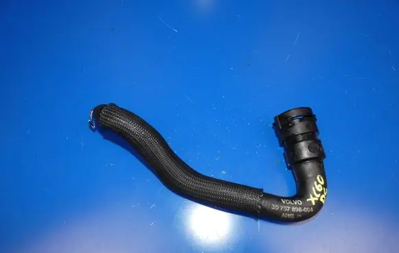 Volvo XC60 Engine coolant pipe/hose 30757896