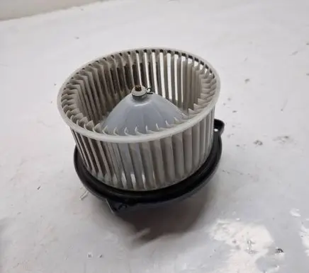 Mazda CX-5 Heater fan/blower 8727000701