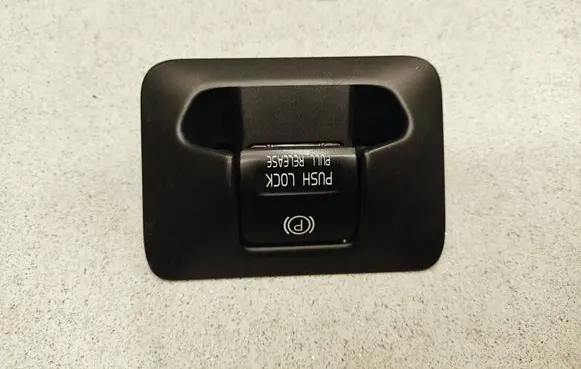 Volvo XC70 Hand parking brake switch 31334637 12W38K