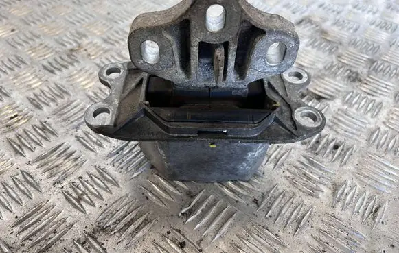 BMW X1 F48 F49 Gearbox mount 6853453