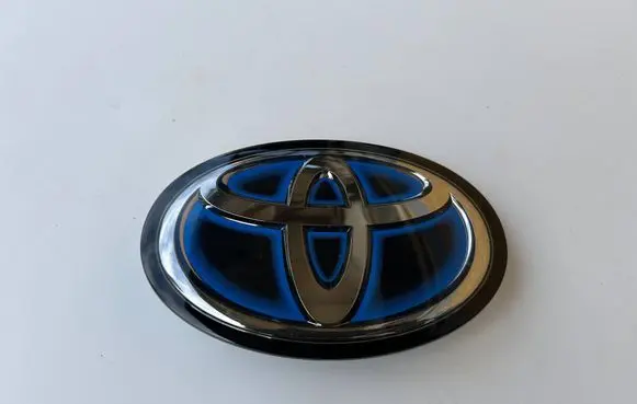 Toyota C-HR I Manufacturers badge/model letters 9097502161 K851515