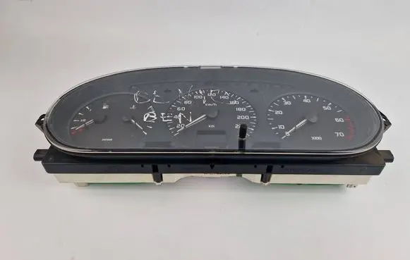 Renault Megane I Speedometer (instrument cluster) 7700847782