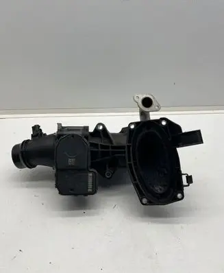 Mercedes-Benz B W246 W242 Intake manifold A6510900828 A6510900470 DK0040