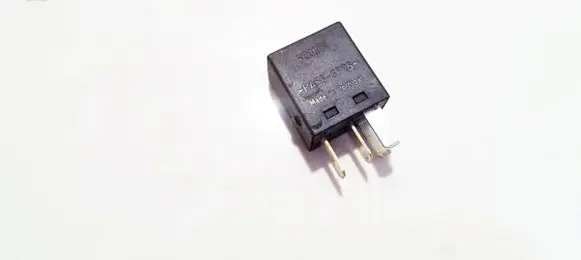 Volvo S40, V40 Other relay mb953382 v23074