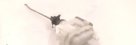 Volkswagen PASSAT B4 Central locking motor 3A0862153B