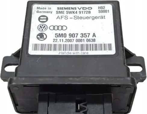 Volkswagen PASSAT B6 Light module LCM 5M0907357A