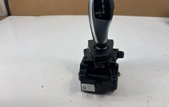 BMW 3 F30 F35 F31 Gear shifter/selector 9296897 1009995000 90358152172243