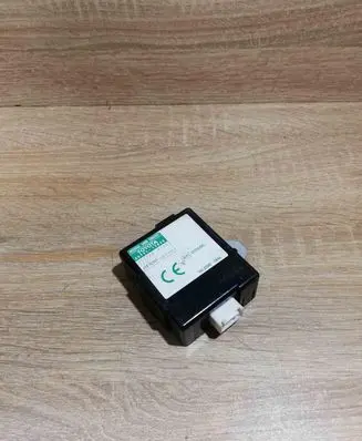 Toyota Corolla Verso AR10 Door control unit/module 8974113040