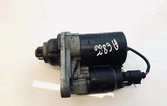 Volkswagen Golf V Starter motor 02t911023r 000120406