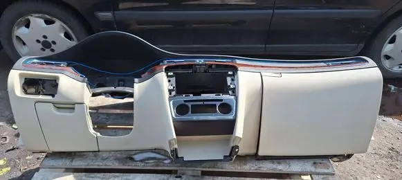 Skoda Superb B6 (3T) Dashboard 
