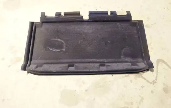 Mercedes-Benz CLS C219 Other trunk/boot trim element A2116931391